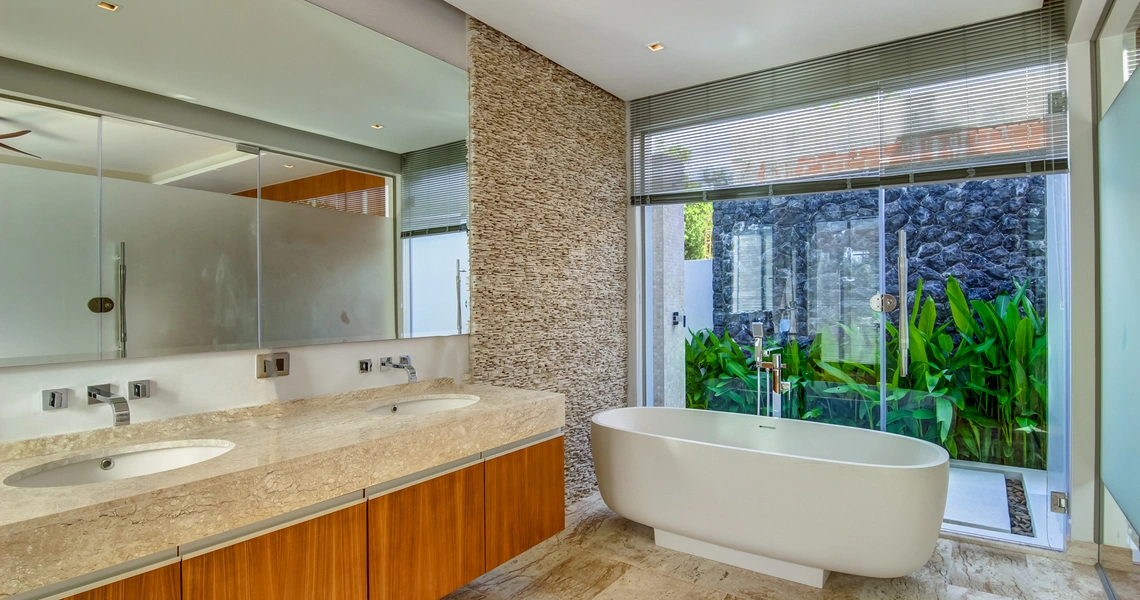 Botanica - Hillside - Bathroom 2