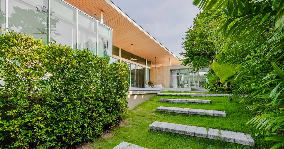 AREN Villas - garden