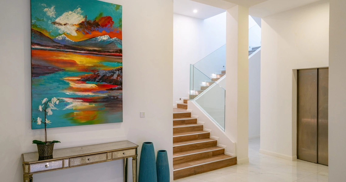 Villa Silver Moon - Staircase design