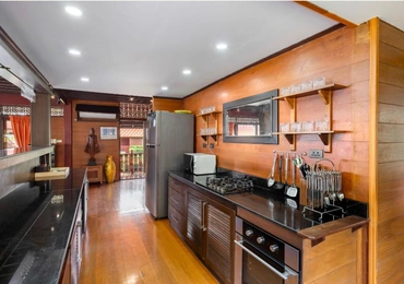 Coconut Paradise Villa - Kitchen