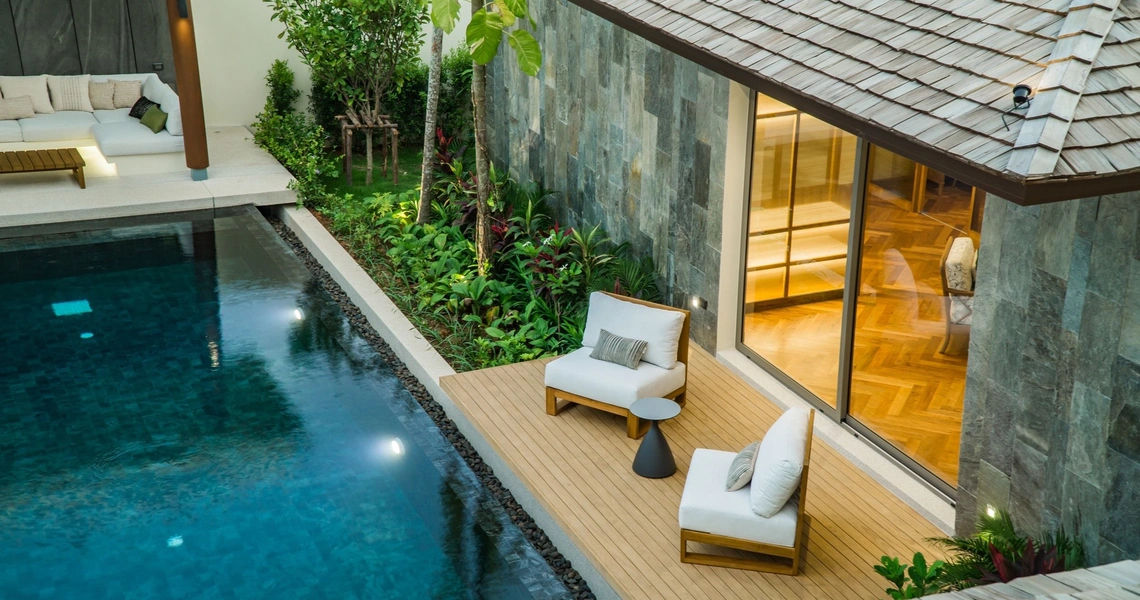 Garden Atlas - Swimming pool