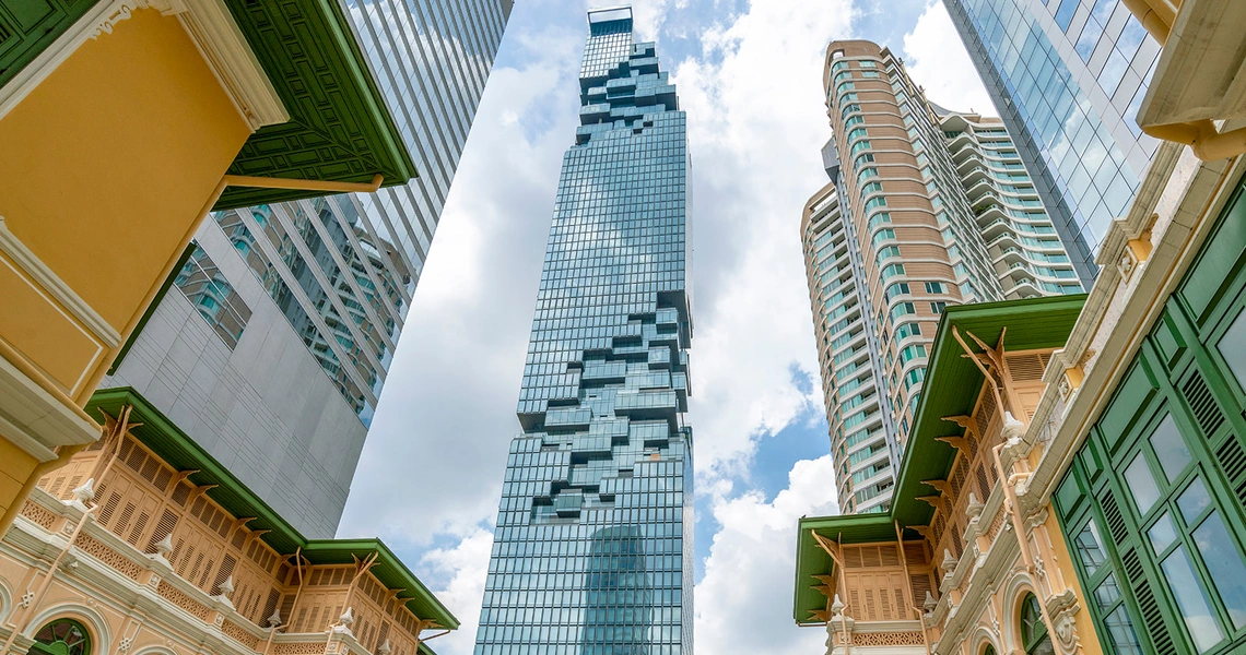 The Ritz-Carlton Residences Bangkok - building as seen from the street