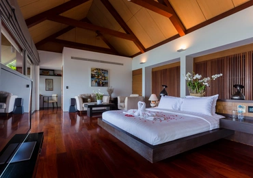 Stunning sea view villa in an exclusive Surin Beach - Bedroom