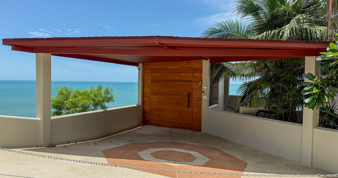 Villa Azure - Villa Entrance