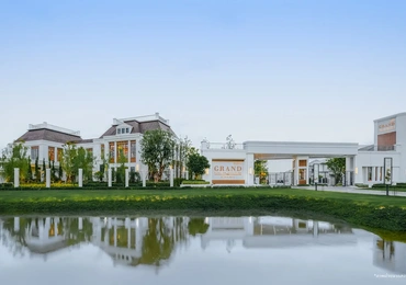 Boulevard Bangna State - Entrance