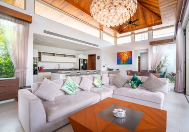 Botanica Lakeside II - livingroom