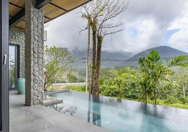Luxury villas on Phuket Manick Hillside swimming pool