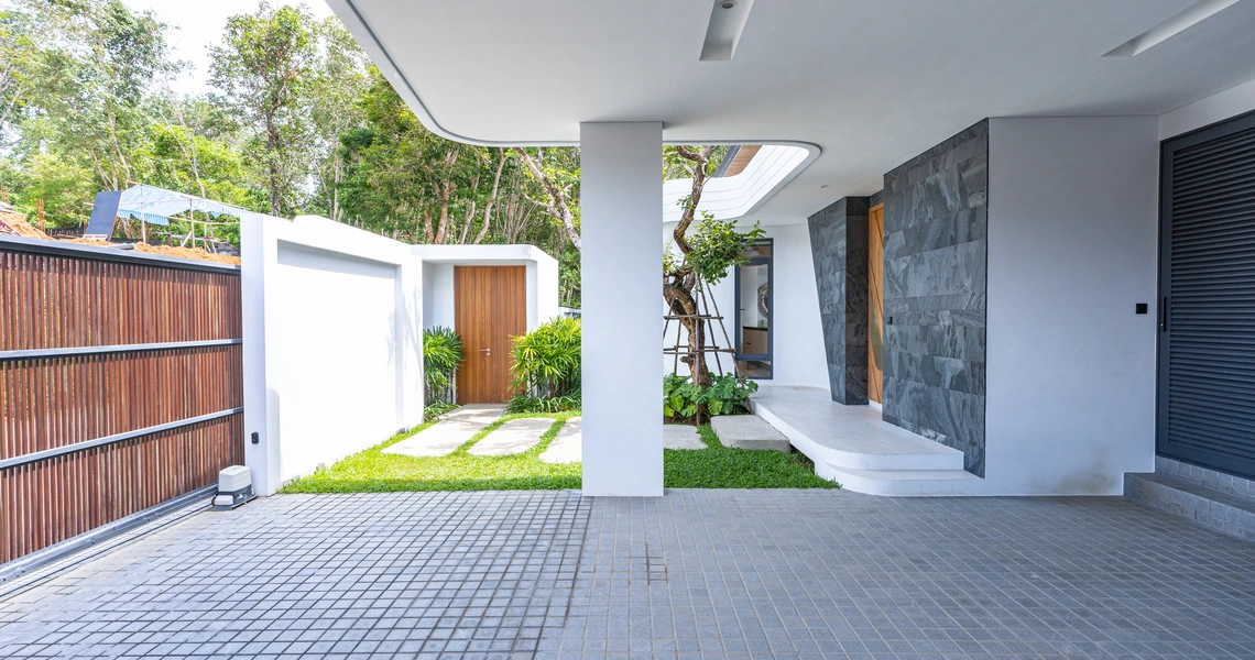 Botanica Sky Valley - Parking area