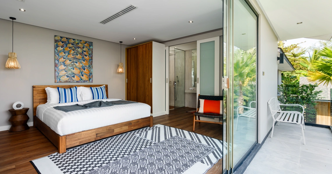 Luxury villas on Samui 5 Bedroom Beachfront Villas in Baan Talay bedroom