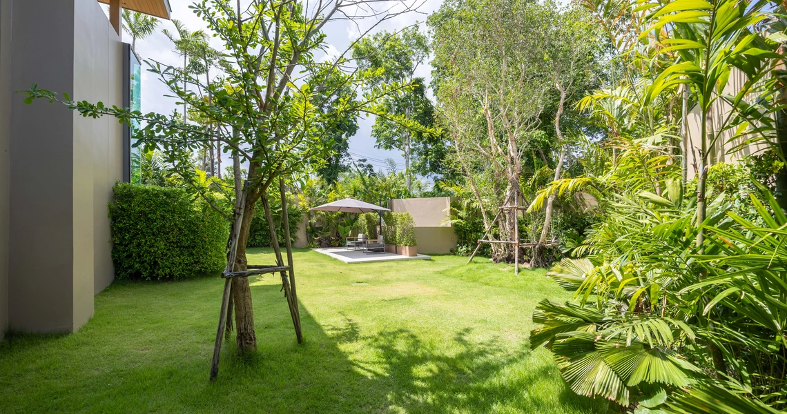 AREN Villas - garden