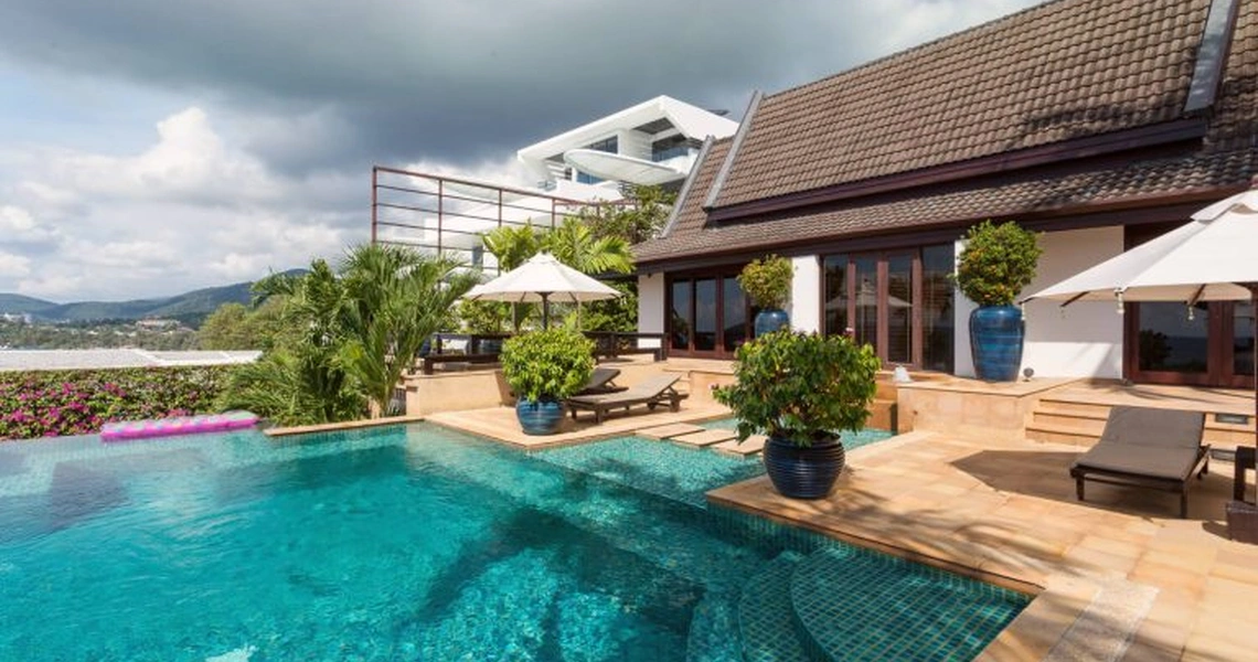 Villa Baan Hen - Swimming pool