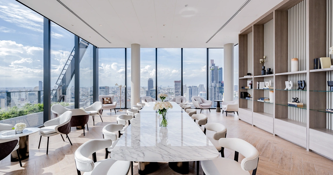 Tait Sathorn  12 Luxury Bangkok Condominium Library