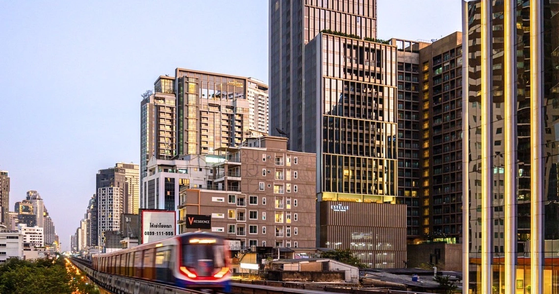 The Estelle Phrom Phong Luxury Bangkok Condo Building Seen from across Sukhumvit Road