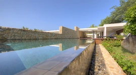 Luxury 3 Bedroom Pool Villa in Samujana