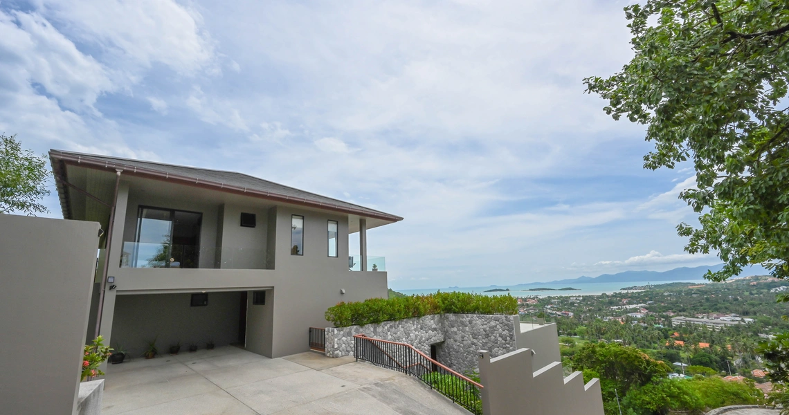 Luxury villas on Samui Villa Kelly 6 Bedroom Seaview Pool Villa exterior