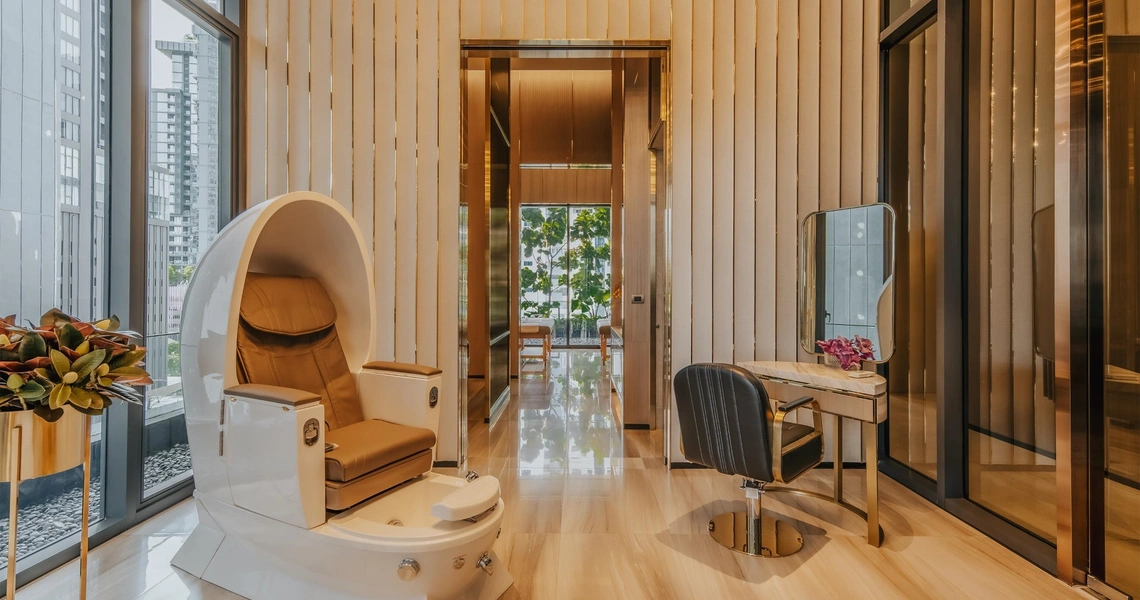 Hyde Heritage Thonglor Bangkok luxury condo - private salon and spa