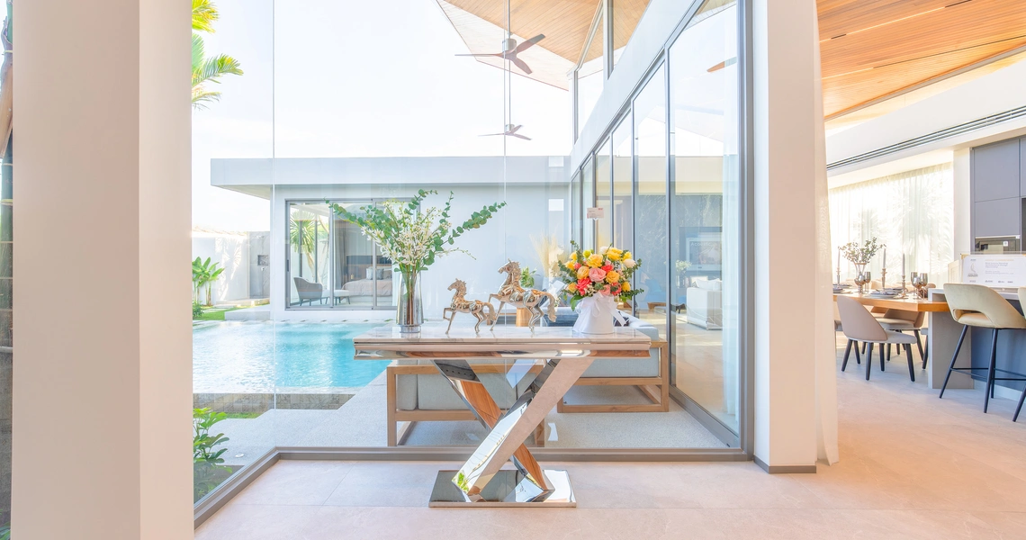 Villa on Phuket Zenithy Luxe foyer