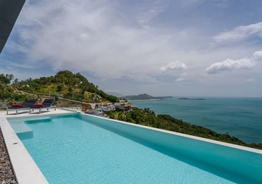 Luxury villas on Samui Sky Dream Villa infinity pool