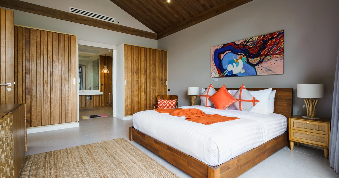 Luxury villas on Samui 5 Bedroom Beachfront Villas in Baan Talay bedroom
