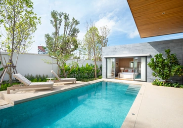 Botanica Wisdom pool with tree view