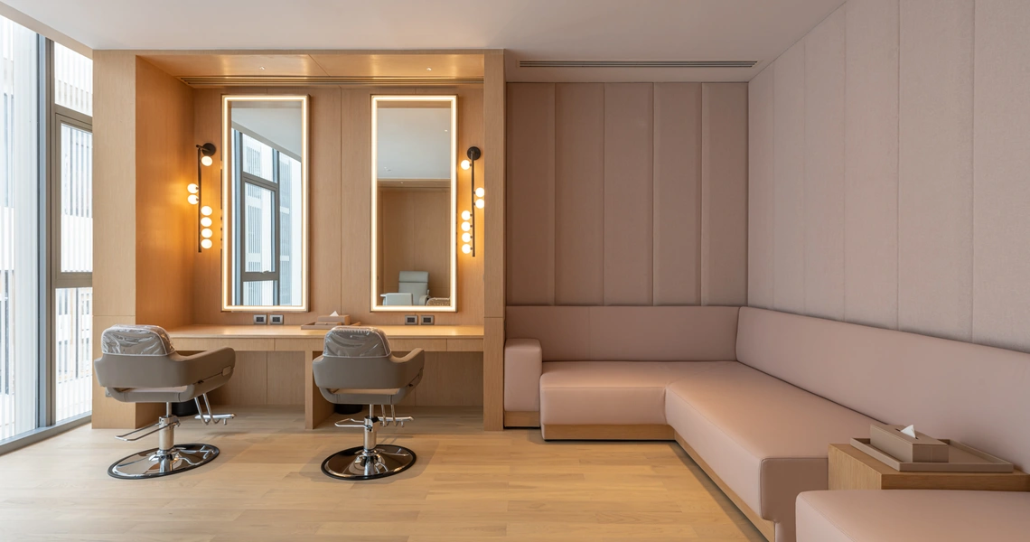 Scope Langsuan ultraluxury Bangkok condo - private atelier