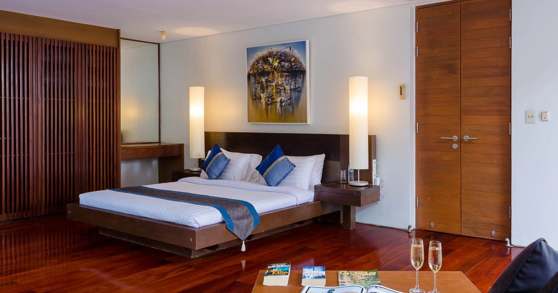 Stunning sea view villa in an exclusive Surin Beach - Bedroom