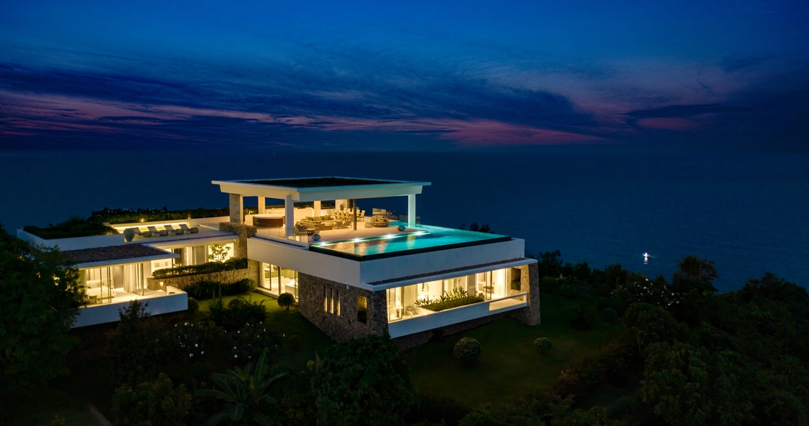 Samujana Villa - Night time