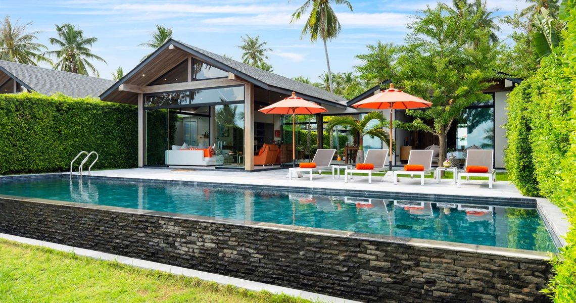 Luxury villas on Samui 5 Bedroom Beachfront Villas in Baan Talay swimming pool