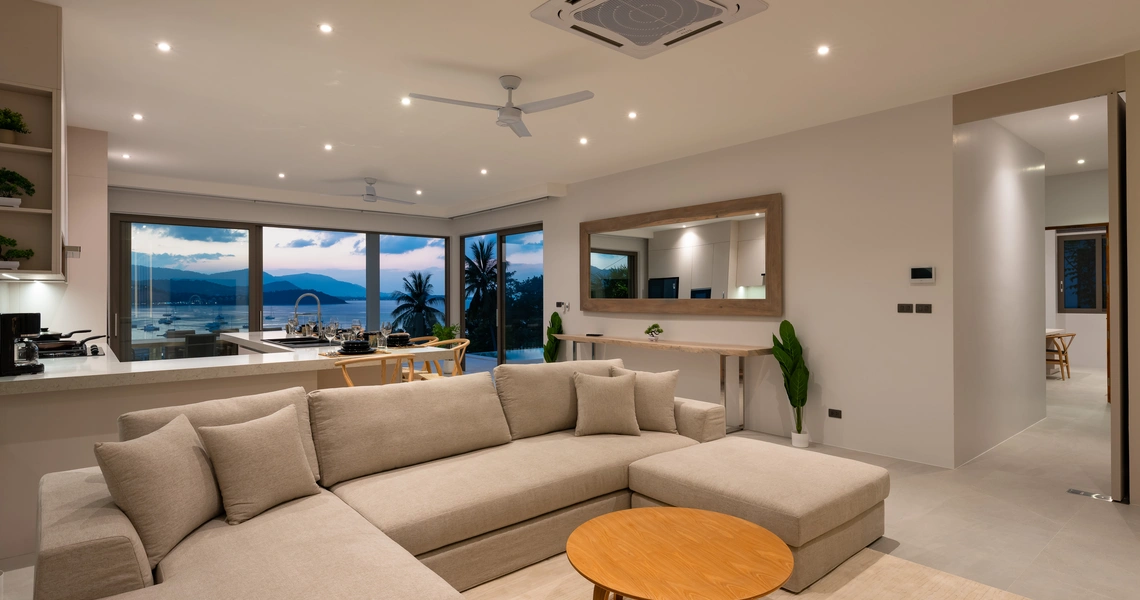 Bangrak Bayview - Living area