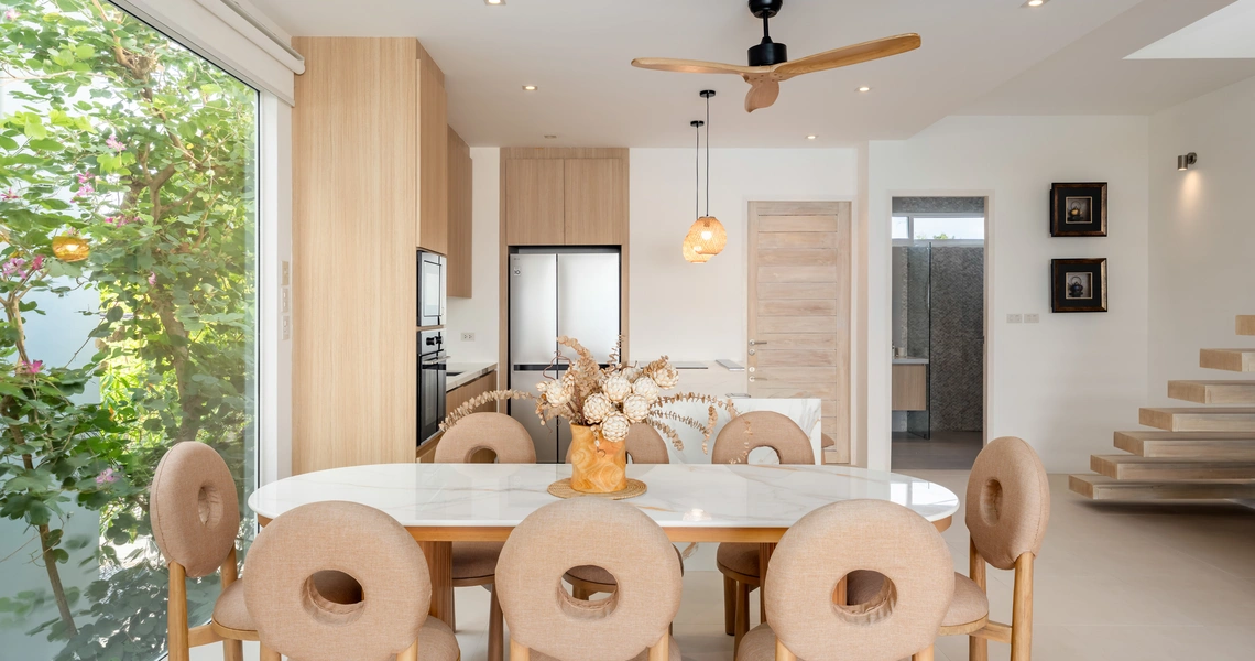 Villa Serenity - Dining table