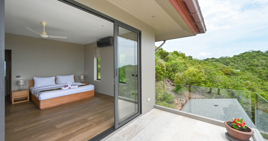 Luxury villas on Samui Villa Kelly 6 Bedroom Seaview Pool Villa bedroom