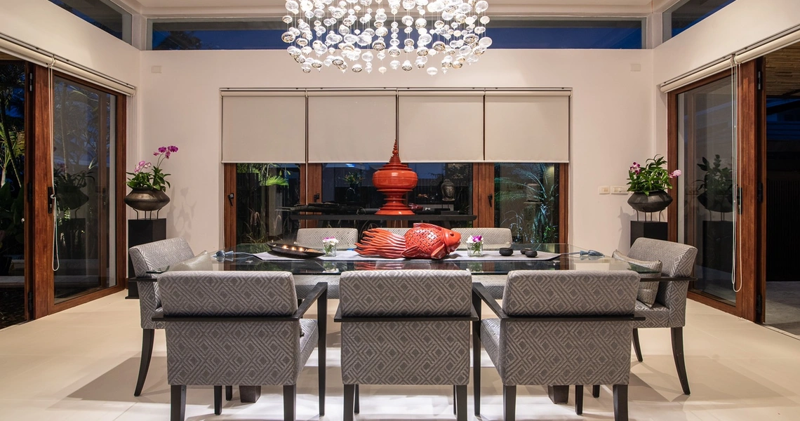 Samui Beachfront Villa Chi - dining table