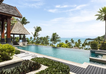 The Estates  -  Pool View2