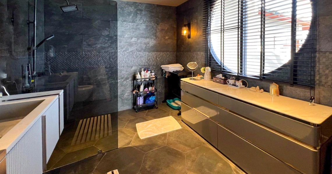 Villa Azure - Bathroom