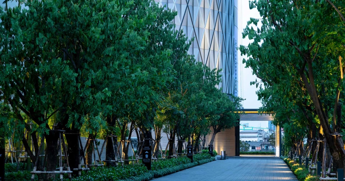 Banyan Tree Riverside Residences Bangkok main entrance