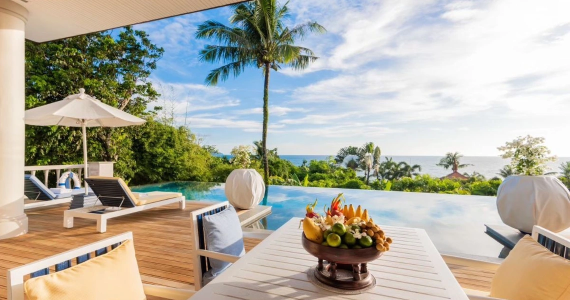 Trisara Signature Villa - Outdoor table