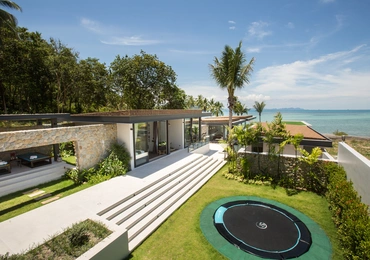 Ultra-Luxury 7 Bedroom Beachfront Villa Samui - Out door garden