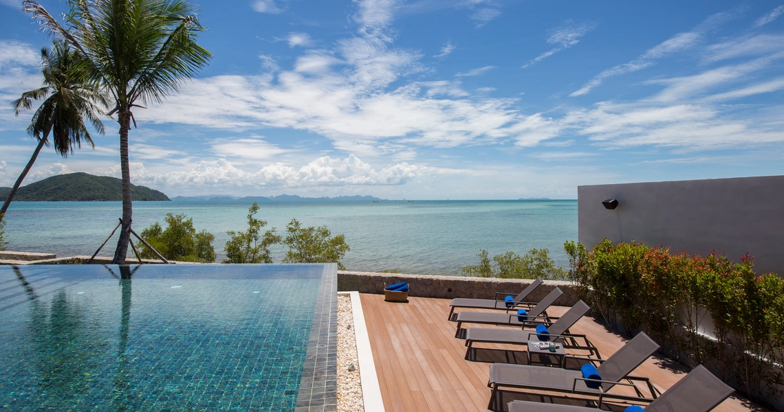 Ultra-Luxury 7 Bedroom Beachfront Villa Samui - View from swimming pool