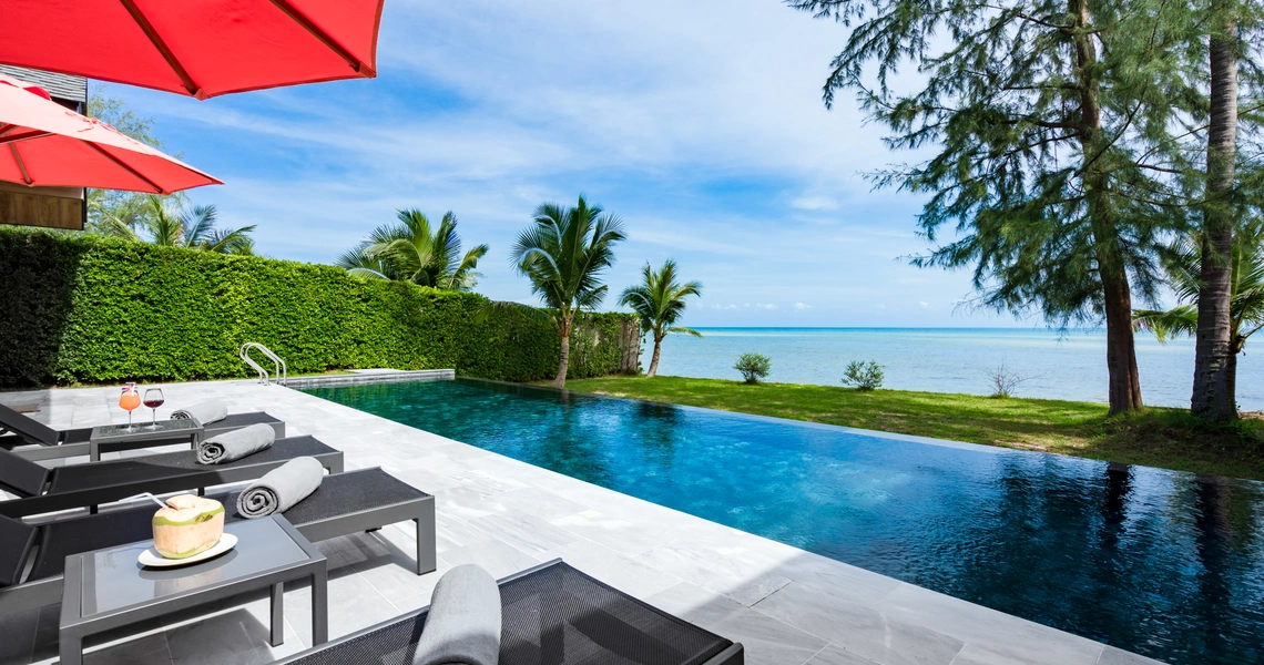 Luxury villas on Samui 5 Bedroom Beachfront Villas in Baan Talay swimming pool