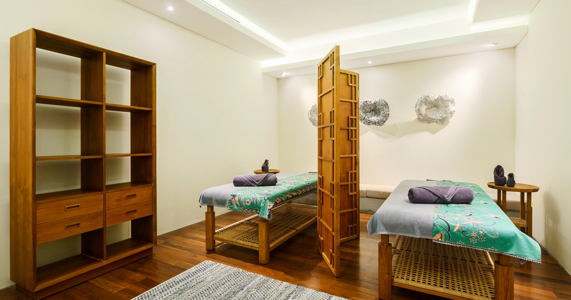 Luxury villas on Samui 6 Bedroom Pool Villa in Samujana SPA room