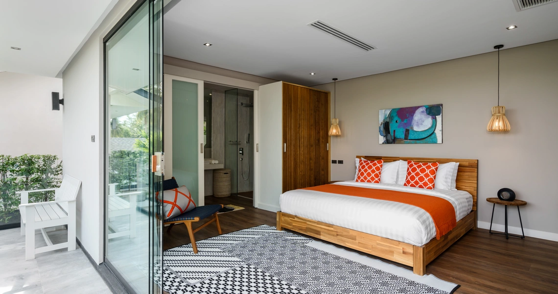 Luxury villas on Samui 5 Bedroom Beachfront Villas in Baan Talay bedroom