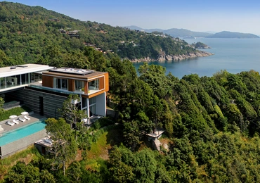 Villa Mayavee  Kamala Headland - panoramic view over villa, hills and sea