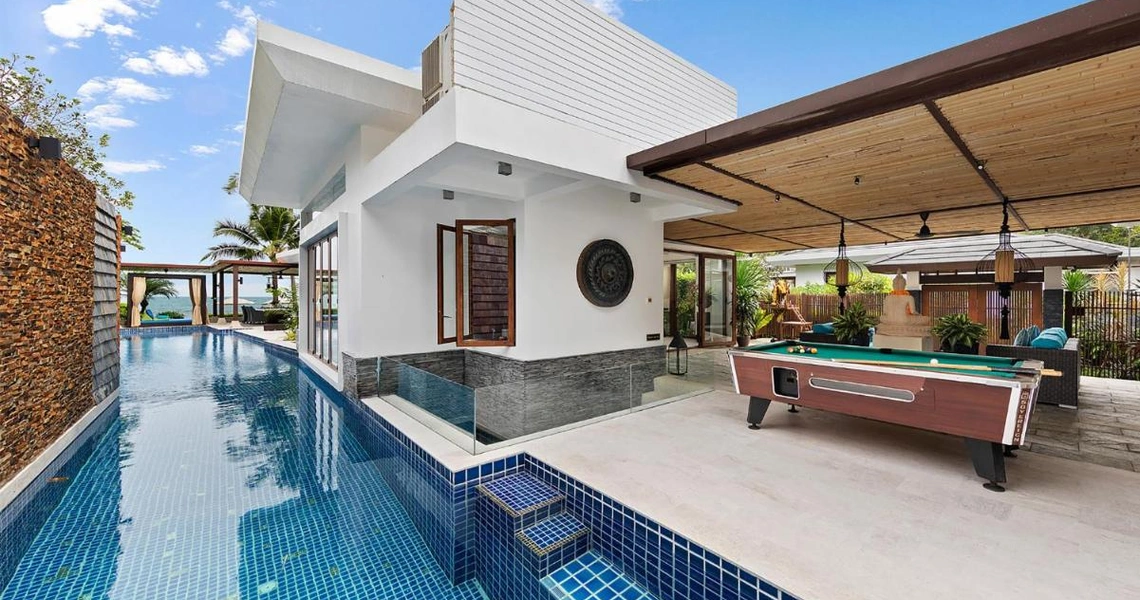Samui Beachfront Villa Chi - main swimming pool