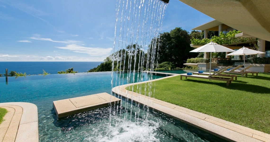 Villa Cascade  Kamala Headland - water fall