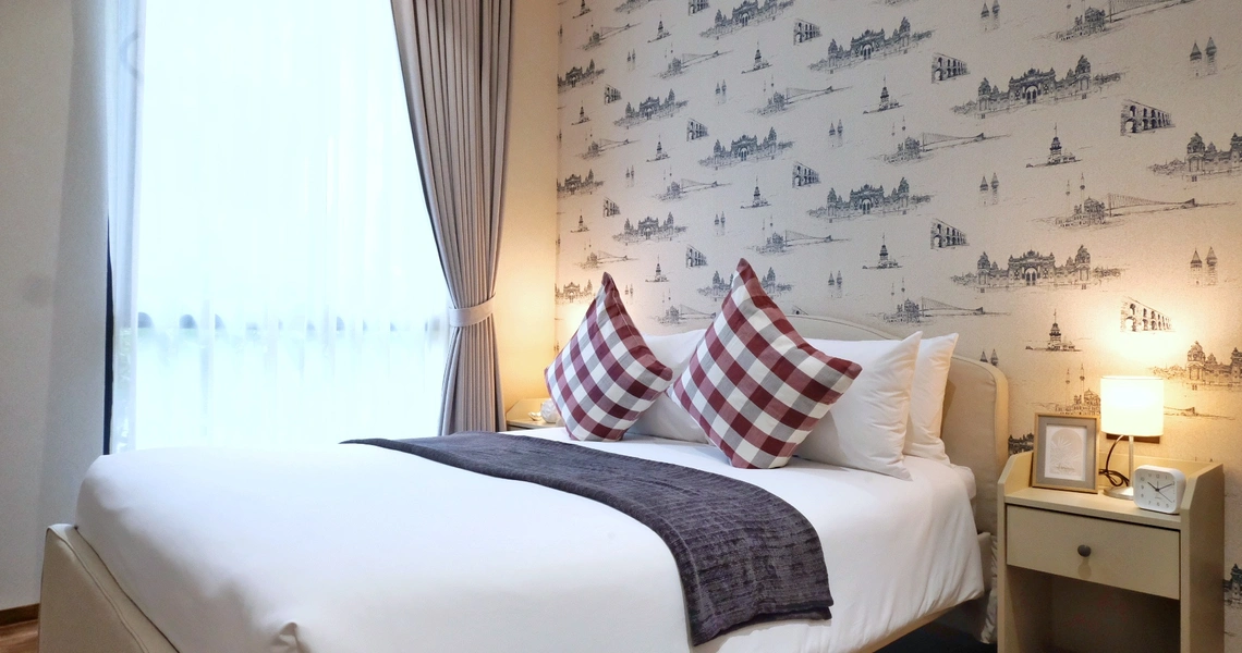 Title Halo - C Bedroom