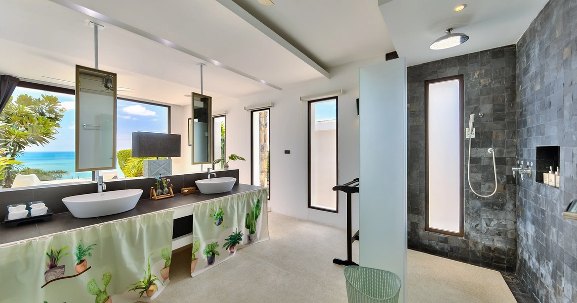 Luxury villas on Samui Villa Turquoise bathroom